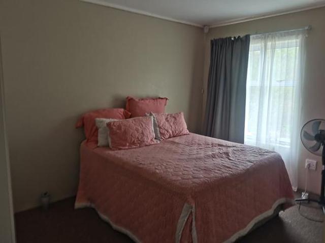 2 Bedroom House in Walmer Link