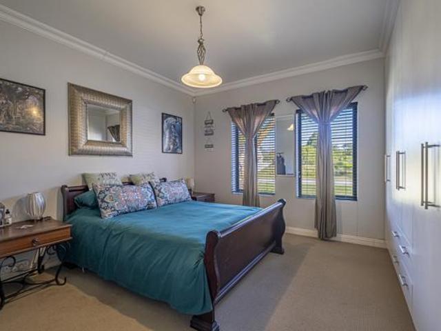 2 Bedroom House in Wedgewood Golf Estate