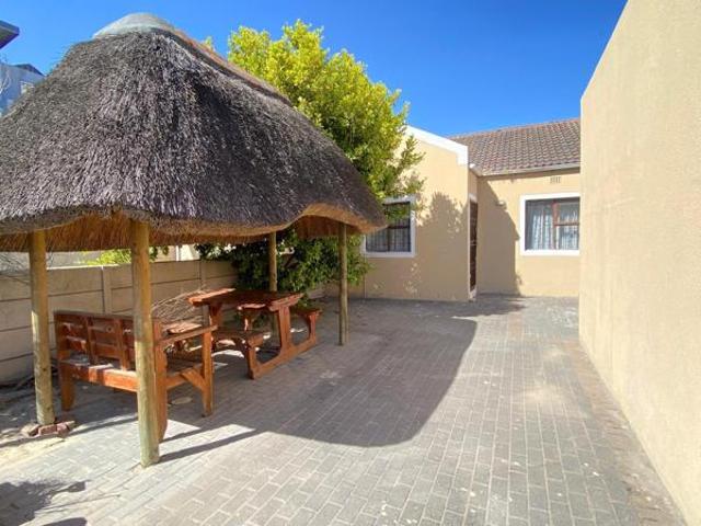 2 Bedroom House in Weltevreden Valley