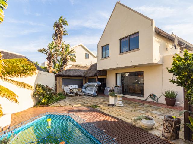 2 Bedroom House in West Beach