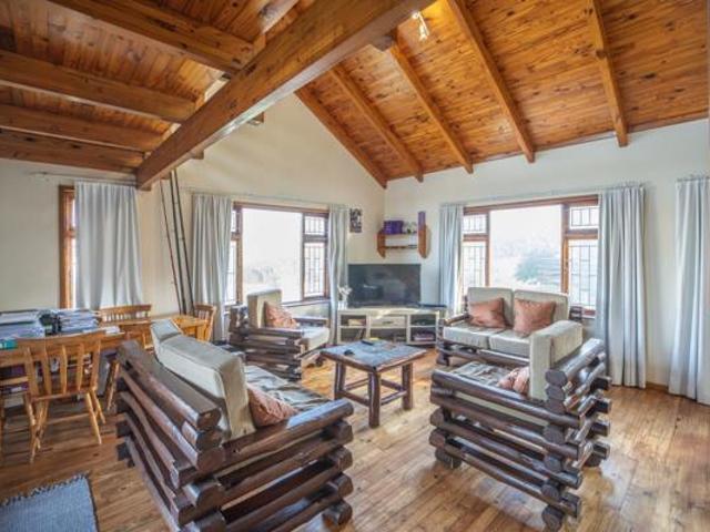 2 Bedroom House in West Beach