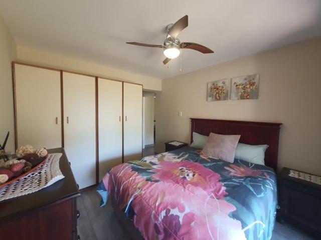 2 Bedroom House in Westbrook
