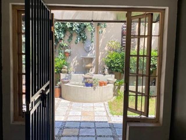 2 Bedroom House in Westdene