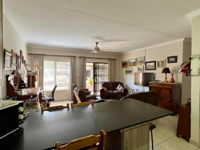 2 Bedroom House in White River Central