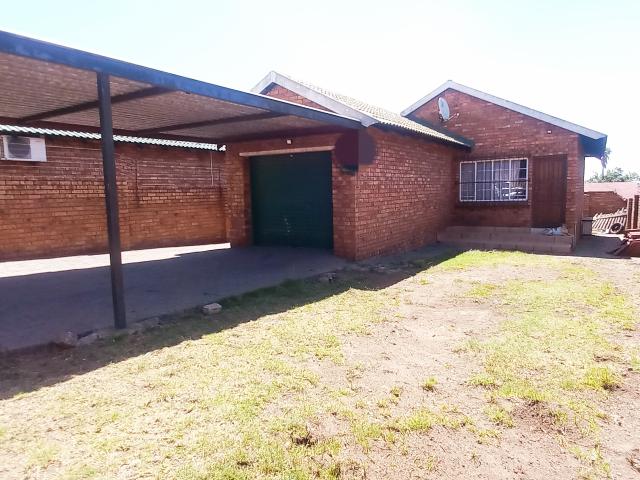 2 Bedroom House in Witbank