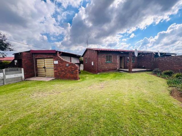 2 Bedroom House in Witbank Central