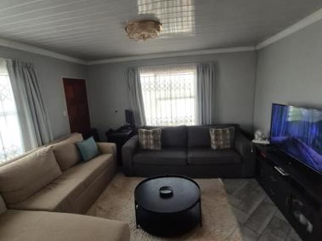 2 Bedroom House in Witpoortjie