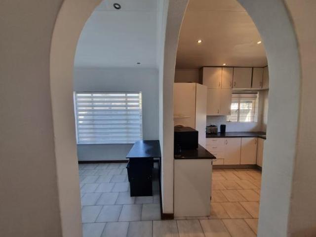2 Bedroom House in Wilgeheuwel