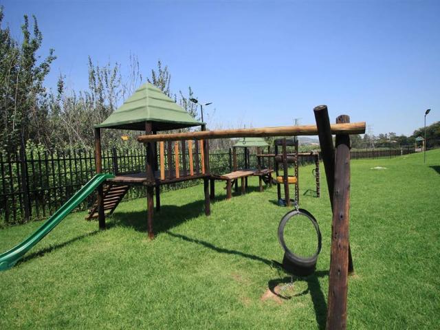 2 Bedroom House in Wilgeheuwel