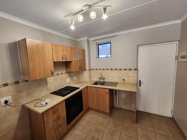 2 Bedroom House in Willow Park Manor