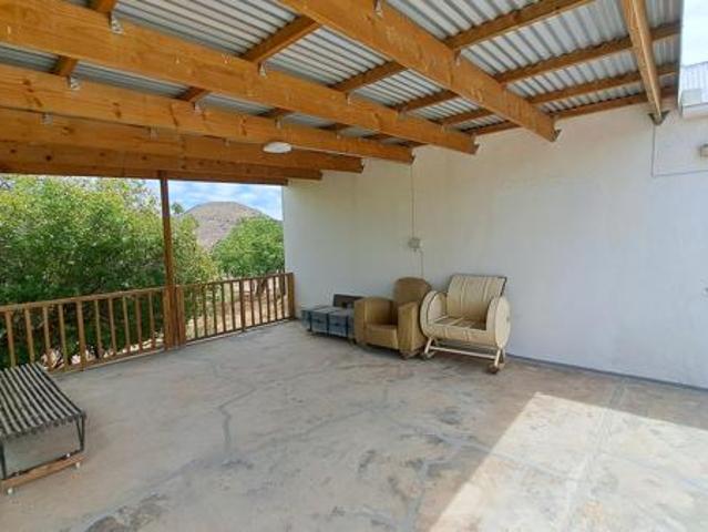 2 Bedroom House in Willowmore