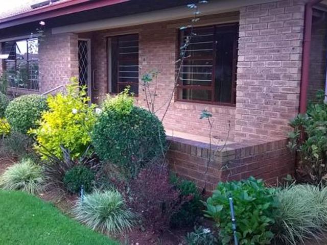 2 Bedroom House in Wilro Park