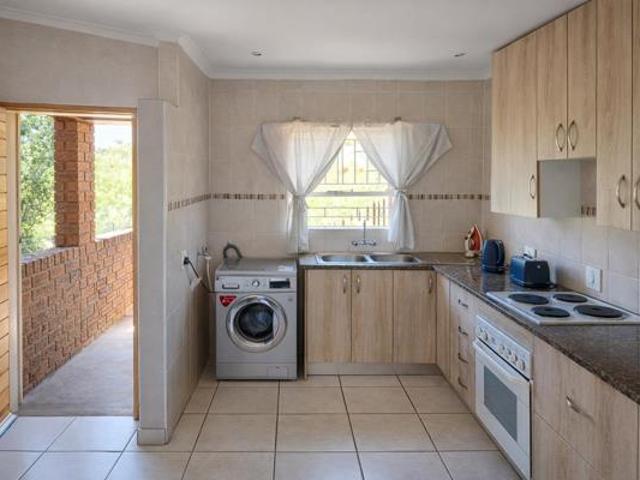 2 Bedroom House in Wilro Park