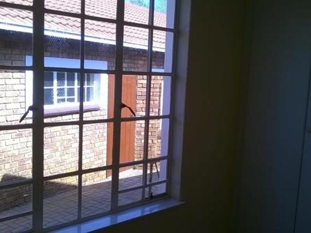 2 Bedroom House in Wilro Park