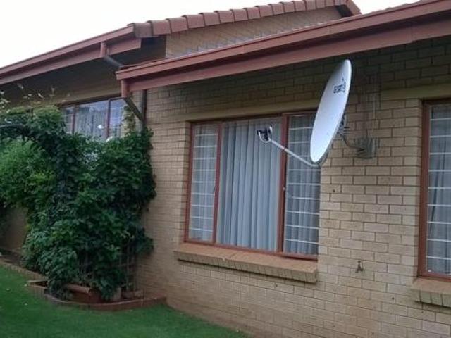 2 Bedroom House in Wilro Park