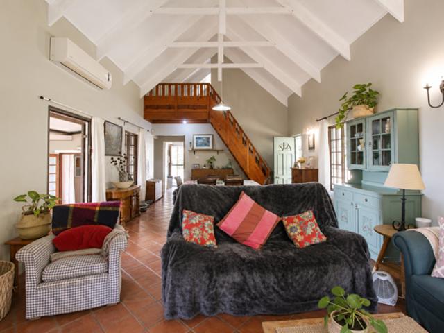 2 Bedroom House in Winterskloof