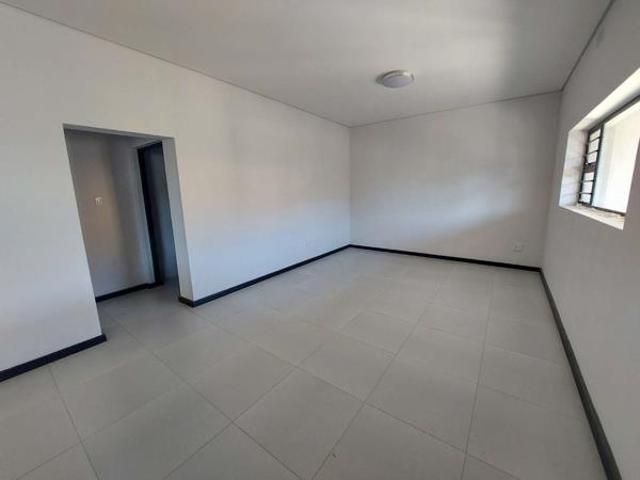 2 Bedroom House in Wynberg