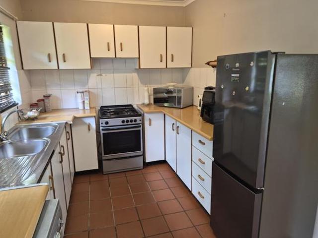2 Bedroom House in Town Bush Valley