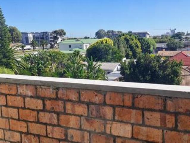 2 Bedroom House in Table View