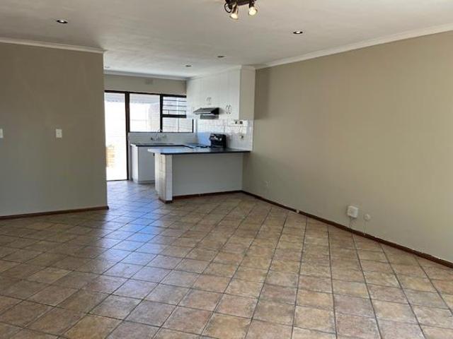 2 Bedroom House in Table View