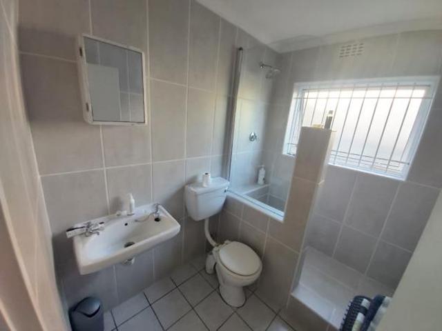 2 Bedroom House in Table View