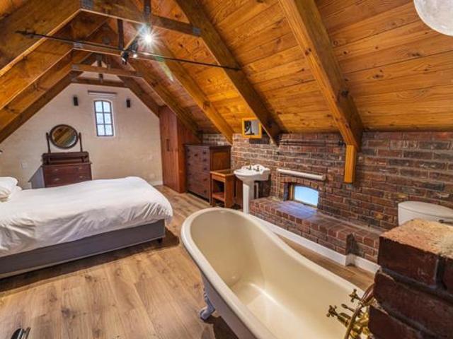 2 Bedroom House in Tara