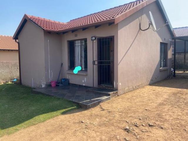 2 Bedroom House in Tasbet Park