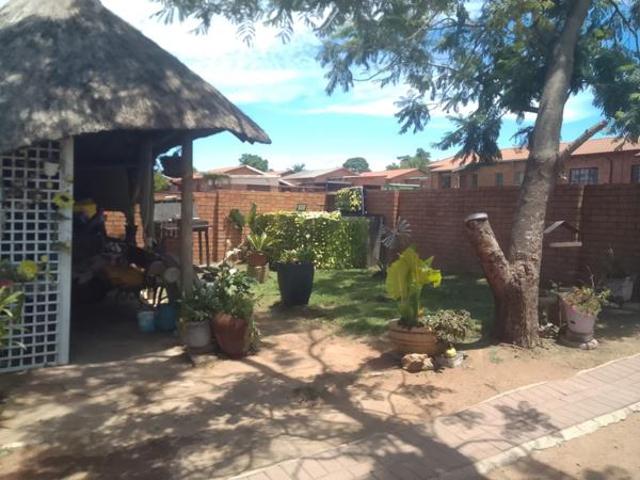 2 Bedroom House in Tasbet Park