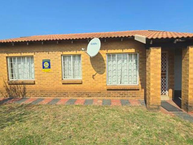 2 Bedroom House in Tasbet Park