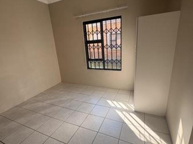 2 Bedroom House in Terra Nova