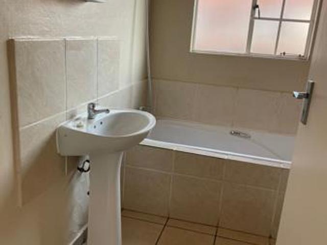 2 Bedroom House in The Orchards