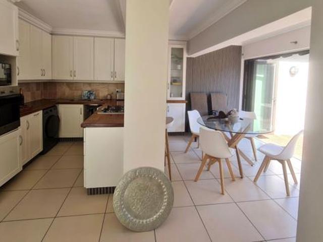2 Bedroom House in The Islands Estate