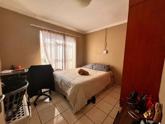 2 Bedroom House in The Reeds