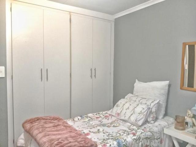 2 Bedroom House in The Reeds