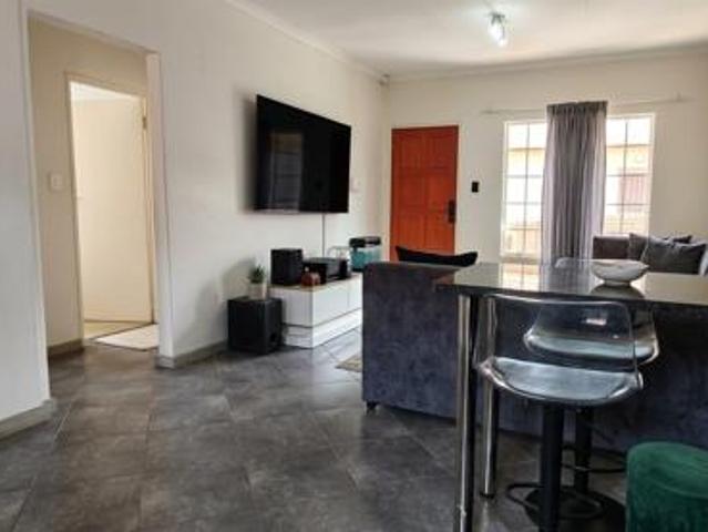 2 Bedroom House in The Reeds