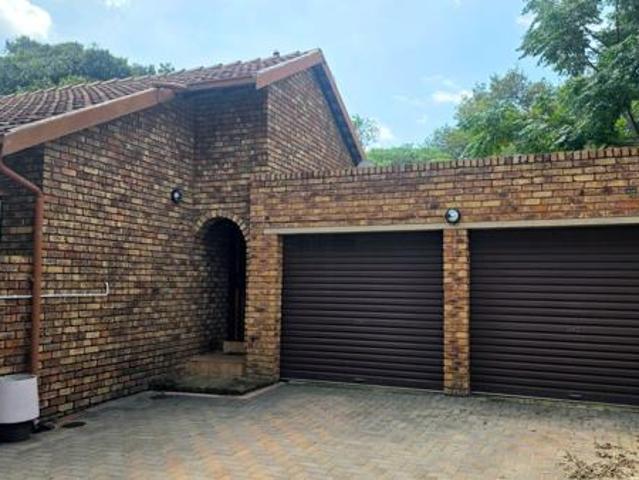 2 Bedroom House in The Reeds