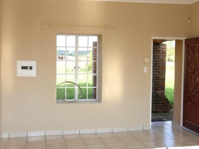 2 Bedroom House in Timsrand AH