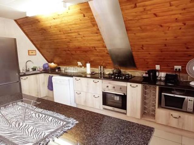 2 Bedroom House in Vaal Marina