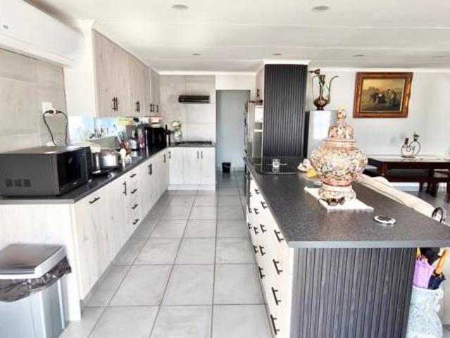 2 Bedroom House in Vaal Marina