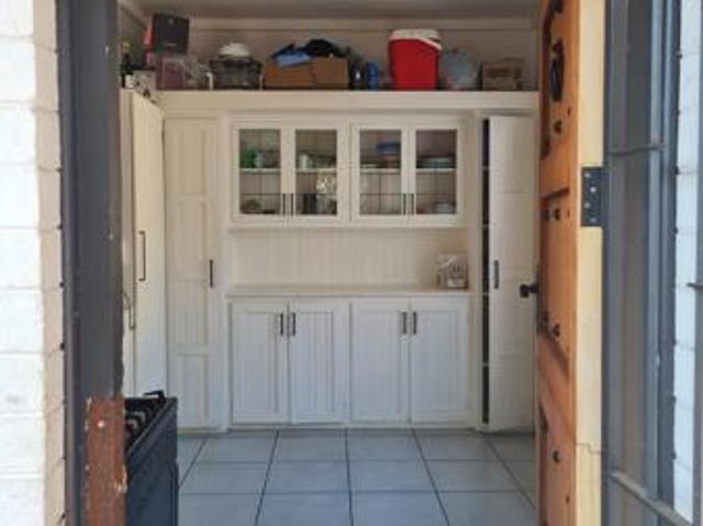 2 Bedroom House in Valhalla