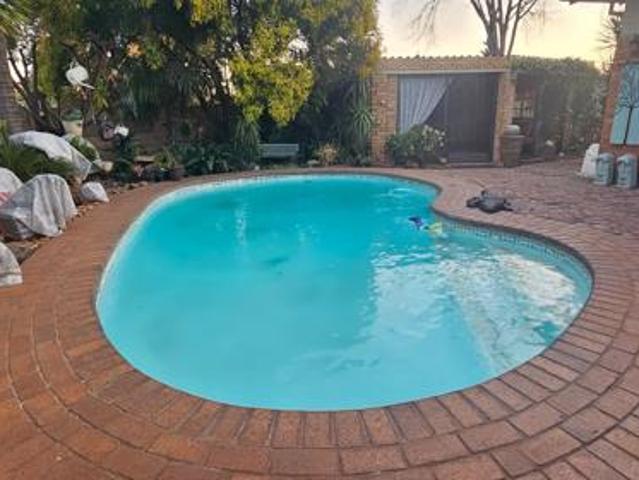 2 Bedroom House in Vanderbijlpark CE