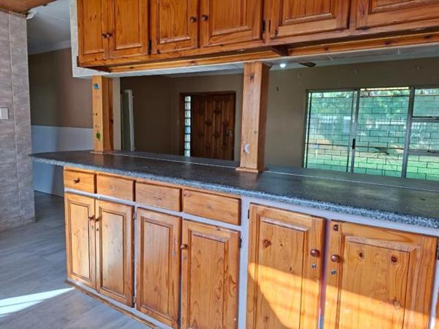 2 Bedroom House in Vanderbijlpark CW6