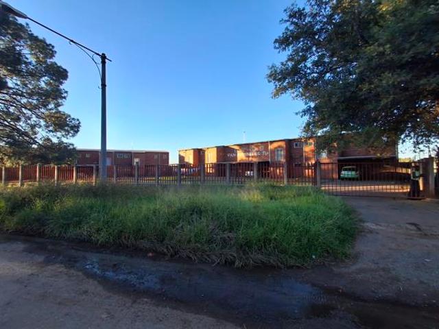 2 Bedroom House in Vanderbijlpark CW