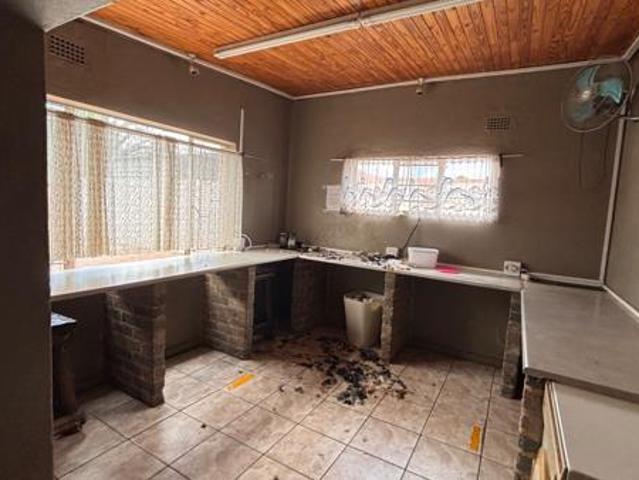 2 Bedroom House in Vanderbijlpark SE