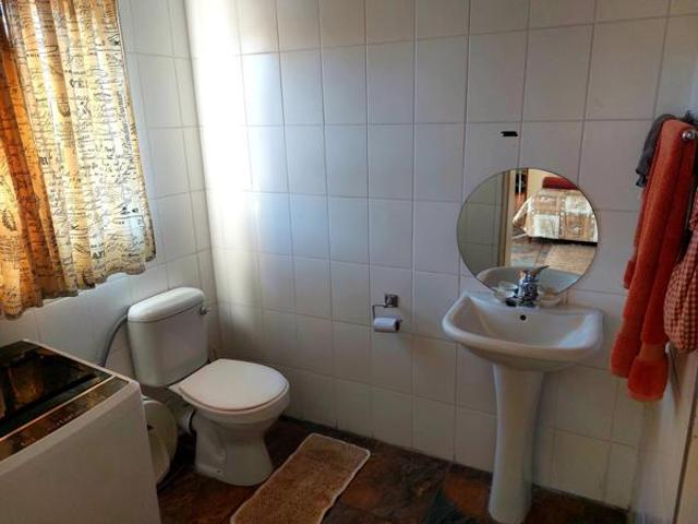 2 Bedroom House in Veld En Vlei
