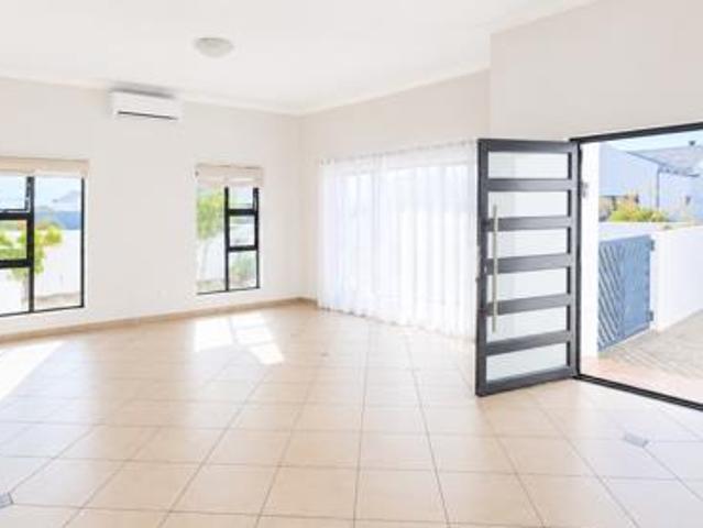 2 Bedroom House in Velddrif