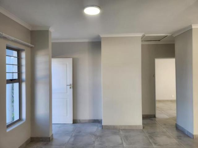 2 Bedroom House in Vredekloof East