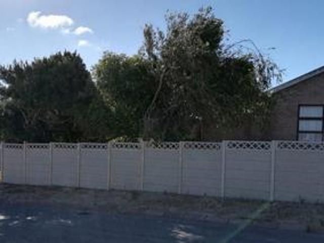 2 Bedroom House in Vredenburg