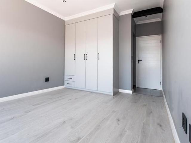 2 Bedroom House in Xanadu