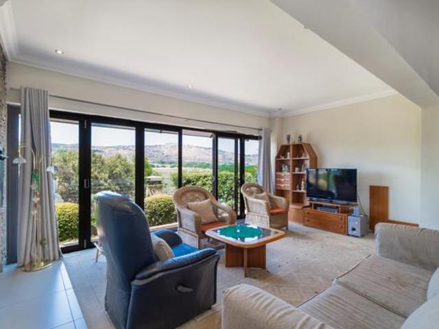 2 Bedroom House in Xanadu